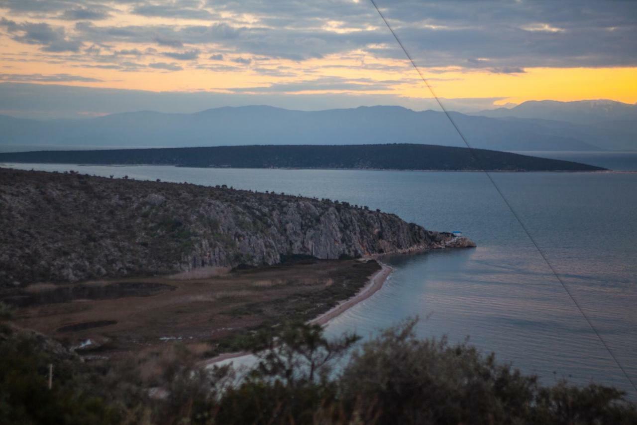3 Bds-5Min. Walk To The Beach Толон Экстерьер фото
